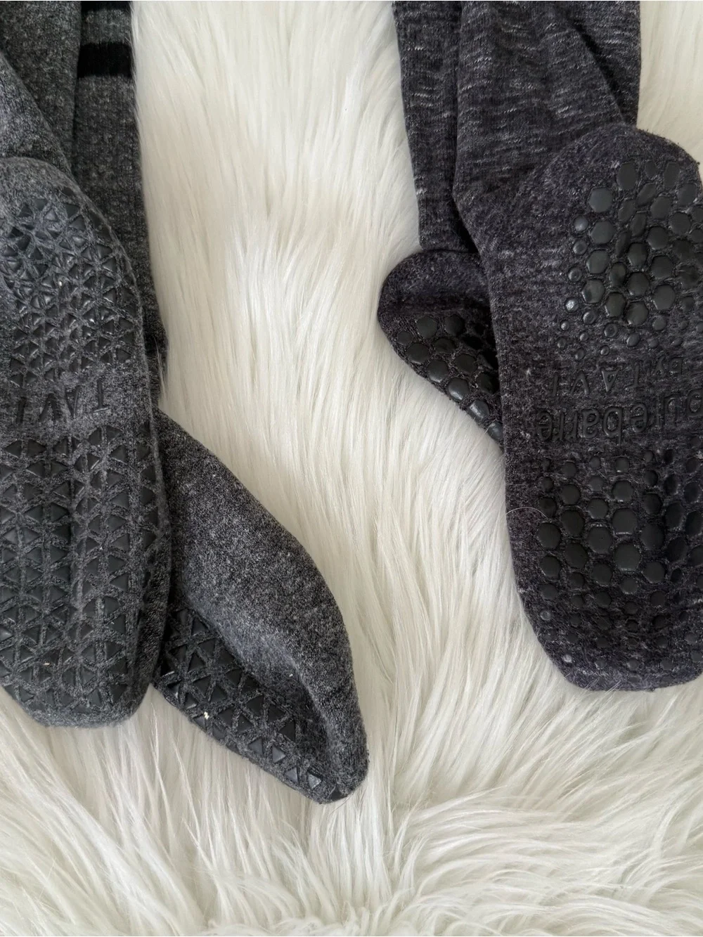 Tavi Sticky Grip Socks Crew Length Medium